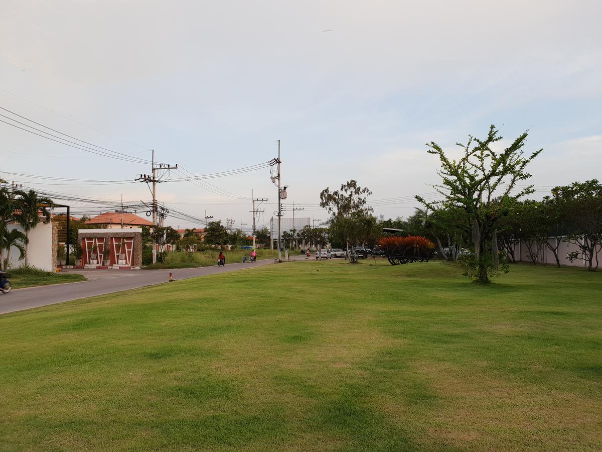 N2 Pattaya Resort Nong Prue Экстерьер фото