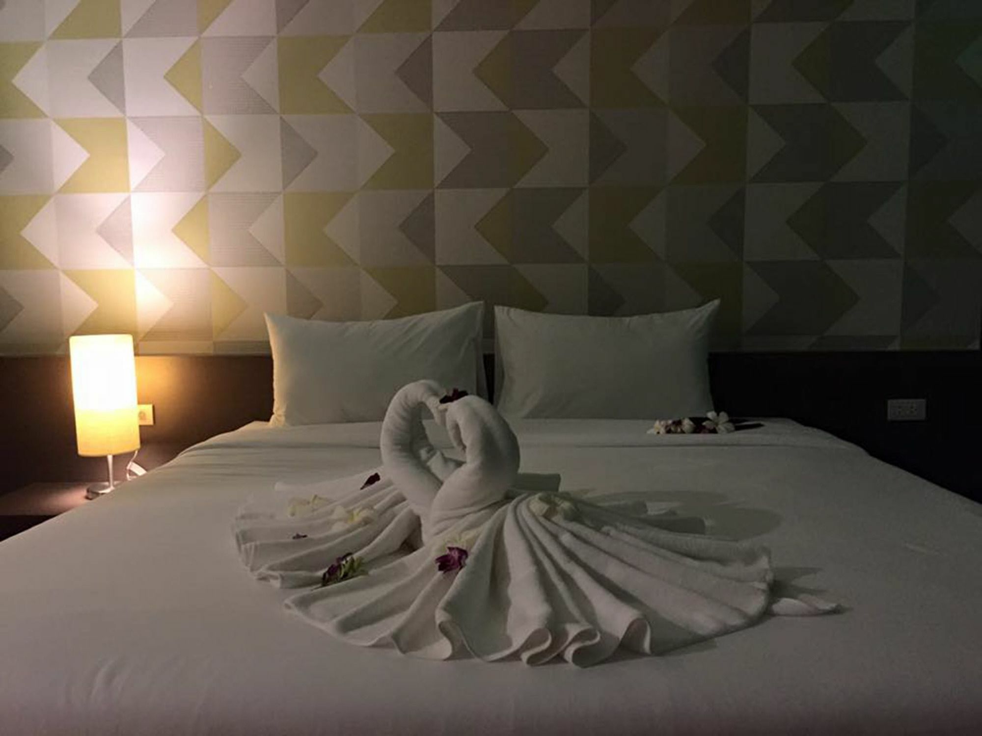 N2 Pattaya Resort Nong Prue Экстерьер фото